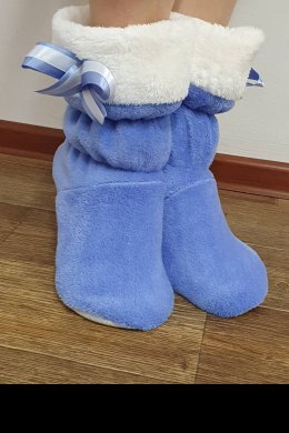 Чулочно-носочные изделия Носки на подошве (голубой бант)